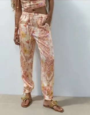 NWT New Zara Satin Floral Tapered The Sasha Pants Size Medium • $40