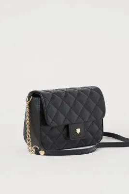 H&M Black Soft Quilted Chain Strap Shoulder Bag Handbag 11x16cm • £14.99