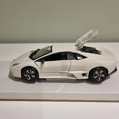 Lamborghini Reventon Diecast Metal Model Toy Car 1:24 Scale By Bburago • £18.99