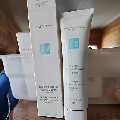 MARY KAY Face Mask 2911 F2 Balanced Response Masking Cleanser NEW #2911 • $9.99