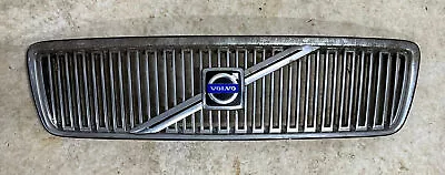 Used 1999 VOLVO S70 Front Bumper Grille ASSEMBLY OEM 9190776 • $69.99