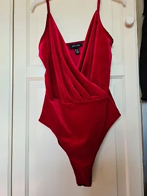 New Look Red Velvet Body Con Size 10 • £10