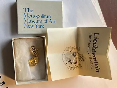 Vtg Shell Earrings Metropolitan Museum Of Art 1984 Gold Tone 24kt Electroplate • $29.99
