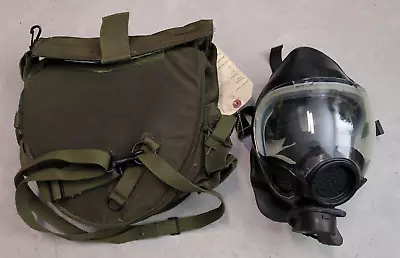 US Military Surplus Gas Mask MCU-2/P Medium & Bags Visor 2nd Skin - Near Mint • $199.99