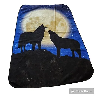 Northwest Company Wolf Howling Moon Stars Graphic Throw Blanket 48x72in Vintage • $17.95