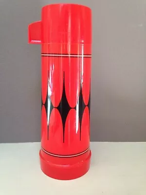 Aladdin's Vanguard Thermos Red With Black Diamond Design Pint  Vintage • $10