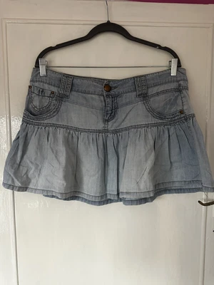 £5 • Buy Stradivarius Light Denim Mini RARA Skirt Size 14
