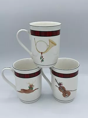 Arita Tartan Plaid Christmas Coffee Tea Cups Set Of 3 Deer Horn & Violin EUC • $16.99