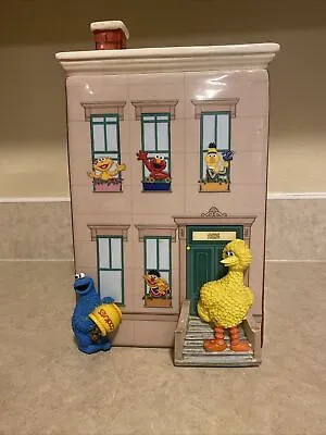 RARE! Sesame Street Apartment Cookie Jar Big Bird Burt Ernie Elmo & More 2006 • $80.99