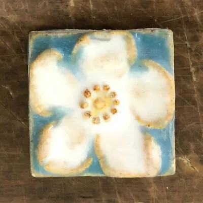 CALCO Vintage Flower Tile Turquoise • $25