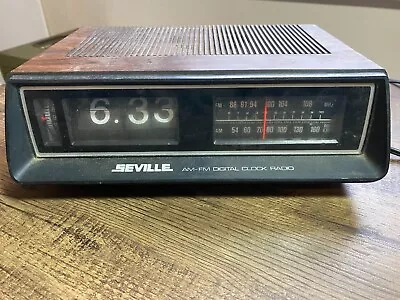 Vintge SEVILLE AM/FM Digital Flip Clock Radio Model 3203-DCR - See Description • $9.99