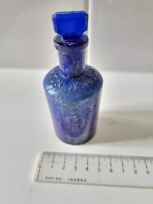 £5 • Buy Vintage Blue Glass Apothecary / Chemist Bottle With Stopper 11cm High.