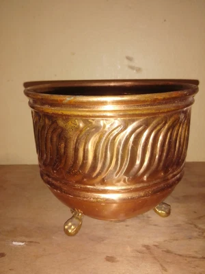 £20 • Buy Vintage Copper Planter Pot Plant Holder Jardiniere + Brass Feet 