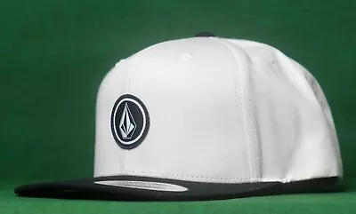 New Volcom Quarter Twill White Mens Snapback Hat RHTVLC-80 • $19.79