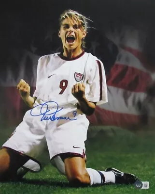 Mia Hamm US Women's Soccer Signed/Autographed 11x14 Photo Beckett 187265 • $129