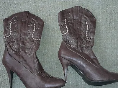 Brown Heeled Cowboy Style Boots Bnwob Size 7 Line Dancing Fancy Dress • £4.49