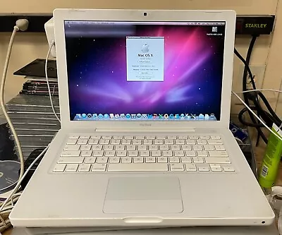 Apple MacBook 13-inch January 2009 2GHz Intel Core 2 Duo (MB881LL/A) • $135