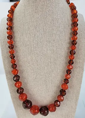 Vintage Brass Tone Red Two-Tone Glitter Lucite Bead Gradient Necklace 23 In Hook • $10.50