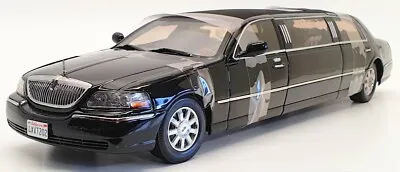 Sunstar 1/18 Scale Model Car 4202 - 2003 Lincoln Town Car Limousine - Black • $341.99