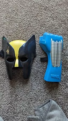 Vintage 1991 X-Men Wolverine Retractable Claw  And Mask • $19