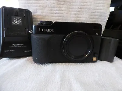 Panasonic LUMIX DMC-L1 7.5MP  Black (Body Only) Looks Great And Fully Functional • $375