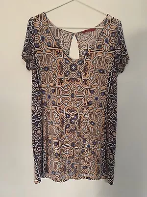 Tigerlily Dress Size 6 • $25