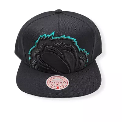 Mitchell & Ness Memphis Grizzlies Cropped XL HWC Black Adjustable Snapback Hat • $34.99