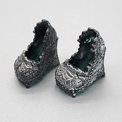 Monster High Doll Twyla Boogeyman Shoes Gray Accessory • $4