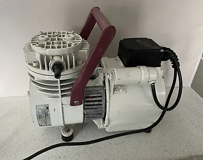 KNF Neuberger N035.AN.18 Diaphragm Vacuum Pump Lab • £350