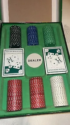 150 Poker Game Texas Hold'em Set Gaming Mat Chips 2 Decks Playing Card With Box • £15