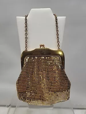 Vntg 1940s Whiting & Davis Gold Metal Mesh Evening Bag Purse With Chain • $24.99