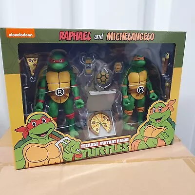 Neca Raphael & Michelangelo Teenage Mutant Ninja Turtles Action Figure 2 Pack • £249.90