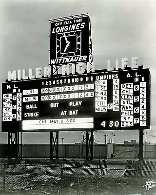 Milwaukee Brewers County Stadium Scoreboard - 8x10 B&W Photo • $6.99