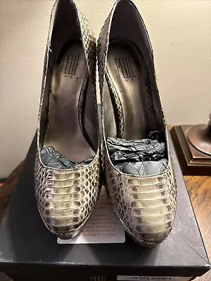 Pelle Moda Shoes Womens 10  Platform Pumps Fashion Going Out Leather Snake Print • $20