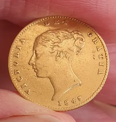 EXTREMELY RARE   1848/7  Queen Victoria Gold Half Sovereign. • £400