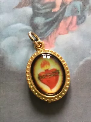 Vintage Catholic Pendant Sacred Heart Of Jesus With Card In Plastic Holder • $29.99