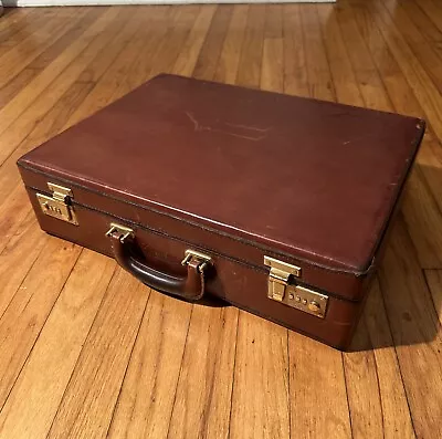 Vintage Schlesinger Bros Brown Saddle Leather Briefcase • $126.50