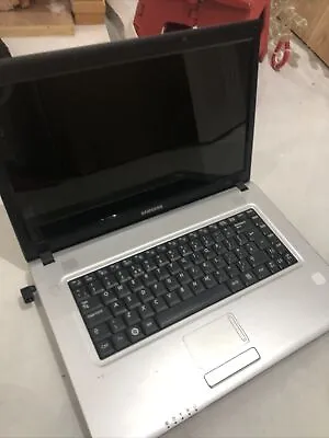 Samsung R519 Silver Laptop Used No Charger So Not Sure If Works • £35