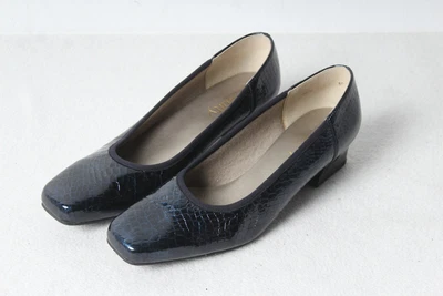 £9.99 • Buy EQUITY Womens Vintage Court Shoes - Patent Navy - Size 6 (ba82)