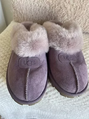 Ugg Slippers Size 7 Light Purple • £17