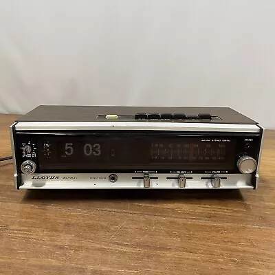 Vintage Lloyd's FM/AM Clock Radio Model J627G-203A Flip Clock Groundhog Day Read • $18