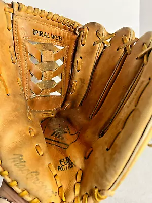 MacGregor RHT Baseball Glove Flex Action Spiral Web 9  MAC45 • $8