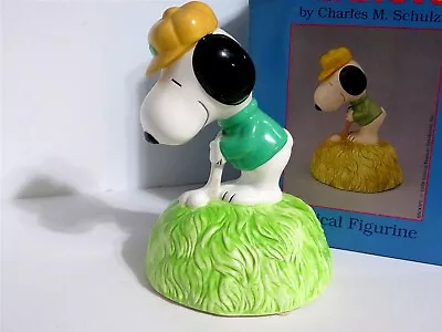 Snoopy Peanuts Charlie Brown  Willitts Vintage Ceramic Music Box Golf Pro 1989 • $49.99