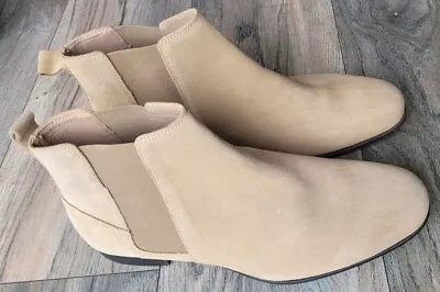 ZARA MEN'S Tan Beige Suede Chelsea Almond Toe Boots Booties Size 42 NWOT • $56