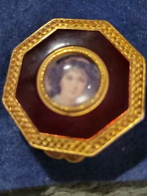 Vintage Charles Revson Ultima Ciara Cameo Gold Tone Octagon Compact - No Perfume • $16