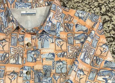 Columbia PFG Fishing Hawaiian Shirt Coral Vented Marlin Martini Palm Trees Small • $24.95