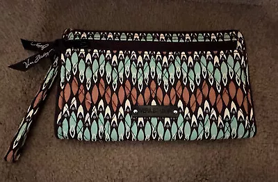 Vera Bradley Zip Wrislet  Sierra Stream  Retired Pattern New Without Tags • $12.99