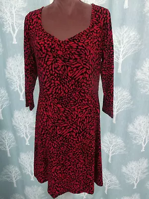 Ladies Dorothy Perkins Long Sleeve Red And Black Dress Size 16 • £1.50