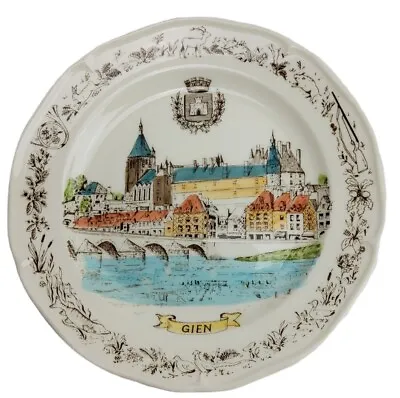 £35.81 • Buy Peint Main Gien France Chateau De Gien Castle Loire River Bridge Souvenir Plate 