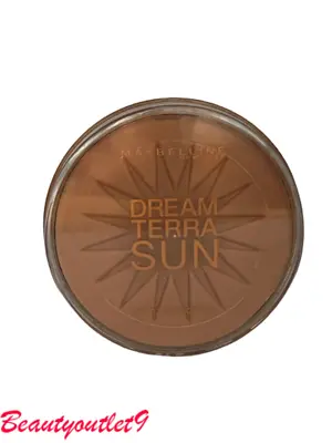 Maybelline Dream Sun Bronzing Powder 02 Golden • £7.99